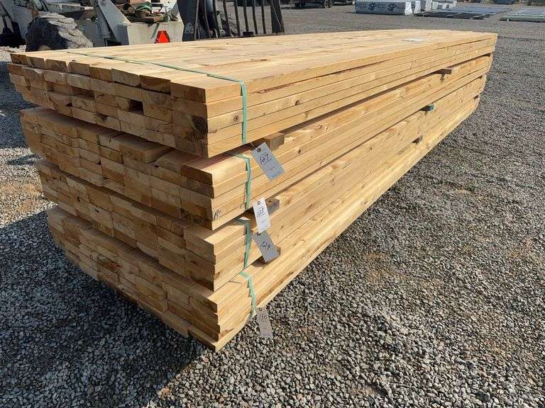 40 Pieces of Southern Yellow Pine Lumber - 2" x 6" x 16' image
