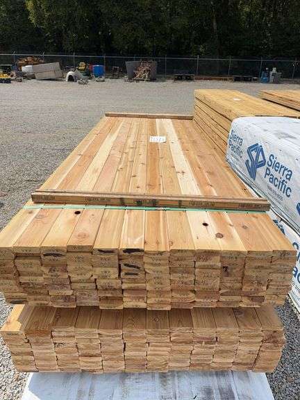Western Red Cedar Lumber - 5/4" x 4" x 10' - 120 Pieces image