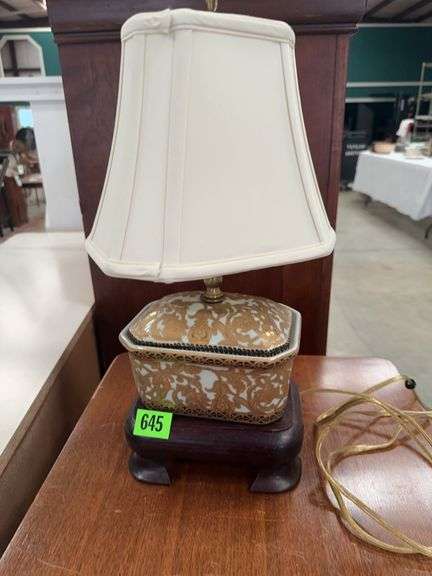 Decorative Table Lamp image