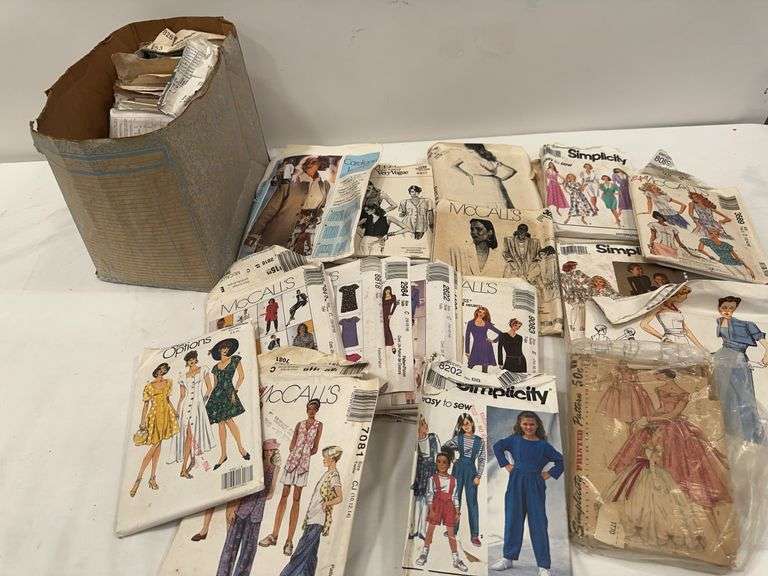 Large Lot of Sewing Patterns - Simplicity, McCall's, Vogue & More! image