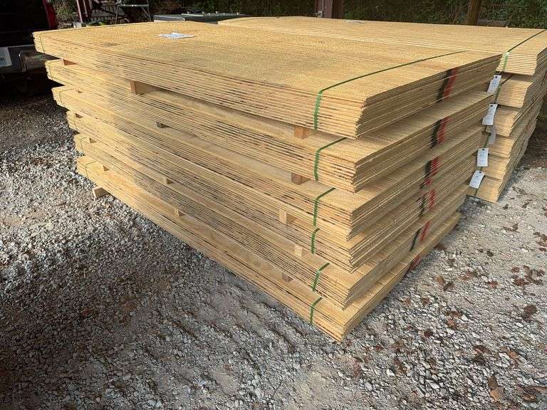 12 Sheets of T1-11 1 1/32" x 4' x 8' Pine Siding image