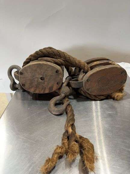 Vintage Block and Tackle image