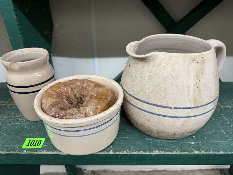 Striped Stoneware image