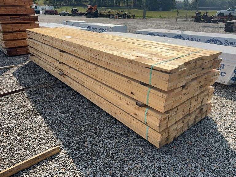 40 Pieces of Southern Yellow Pine Lumber - 2"x6"x16' image