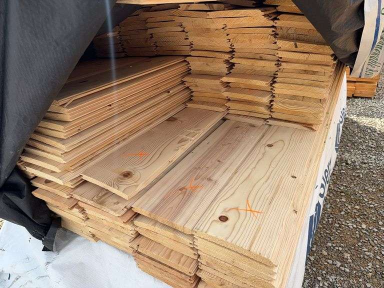 Western Woods German Lap Siding - 216 Pieces, 1" x 8" x 8-10' image