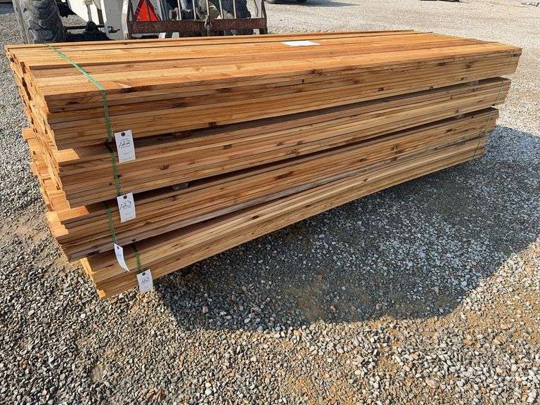 60 Pieces of 1" x 8" x 10" Western Red Cedar Lumber image