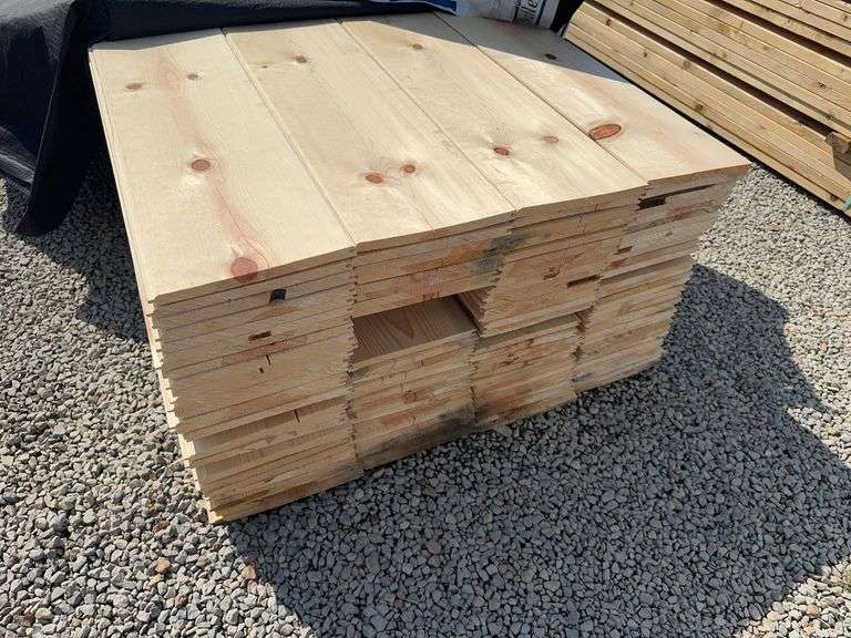 128 Pieces of Ponderosa Pine Tongue and Groove Siding - 1"x12"x16' image