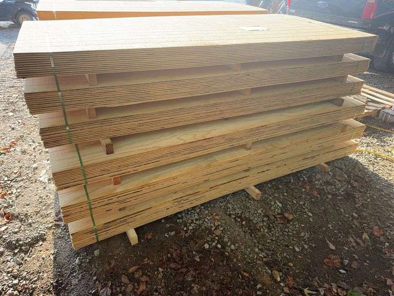 12 Sheets of T1-11 1 1/32" x 4' x 8' Pine Siding image