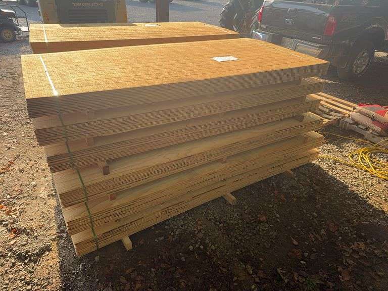 12 Sheets of T1-11 1 1/32" x 4' x 8' Pine Siding image