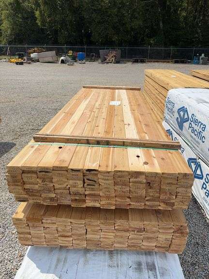 Western Red Cedar Decking/Fencing Boards, 5/4" x 4" x 10', 120 Pieces image