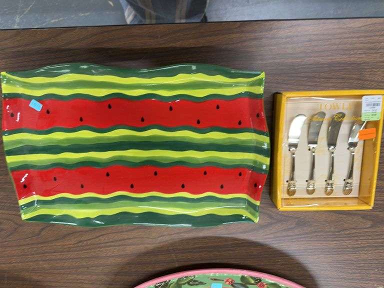 Watermelon Serving Platter and Towle Spreader Knives Set image