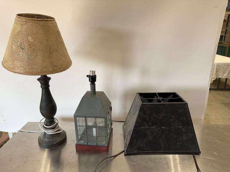 Decorative Star Punched Lamps and Lantern Style Light image