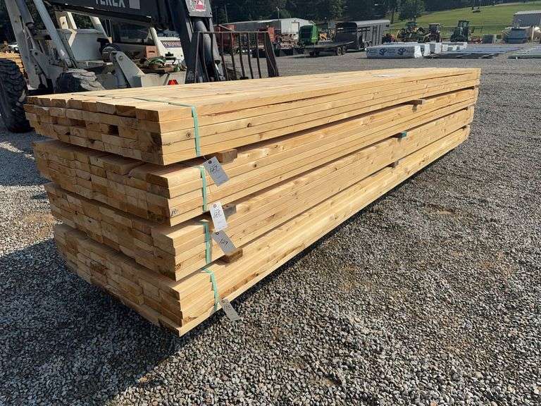 40 Pieces of Southern Yellow Pine Lumber - 2"x6"x16' image