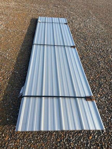 Metal Pole Barn Siding - 29 Gauge, 3' x 12', 25 Pieces image