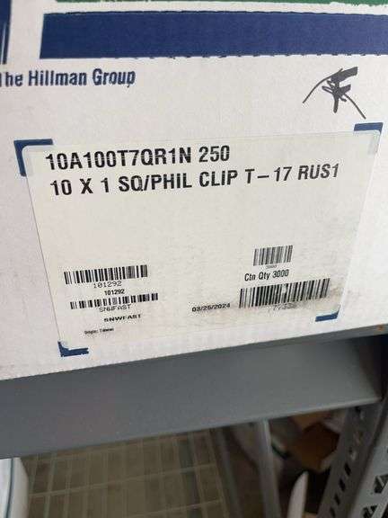 (2) Hillman 10 x 1 SQ/Phil Clip T-17 Screws image