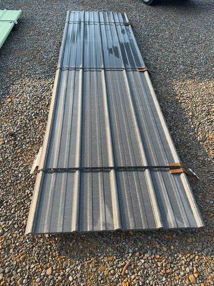Metal Pole Barn Siding - 29 Gauge, 3' x 12', Mixed Colors, 25 Pieces image
