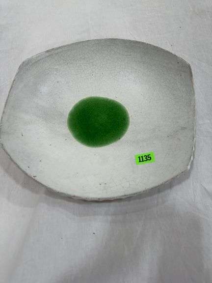 Peters pottery Green and White Pottery image