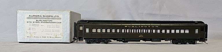 AURORA SHOPS LTD. HO BRASS CB&Q 70' COACH #4502 WITH MECHANICAL AIR CONDITIONING image