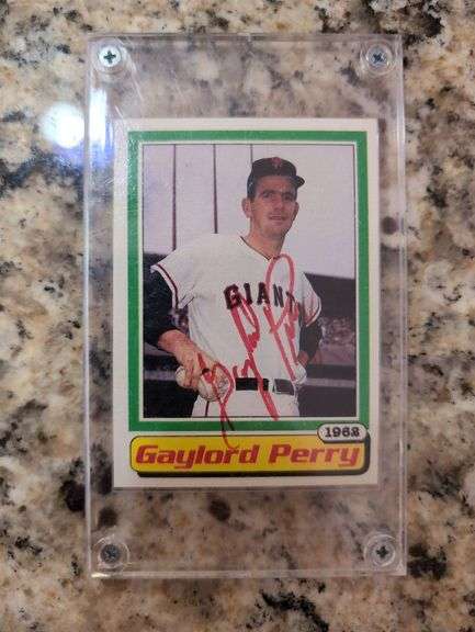 1968 Gaylord Perry Signed Baseball Card