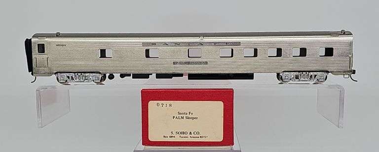 S. Soho & Co. Santa Fe “Palm Haven” Pullman Sleeper image