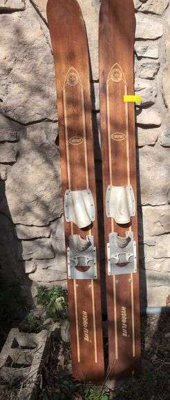Hydro-Flite Hedlund Nokomis Wooden Water Skis