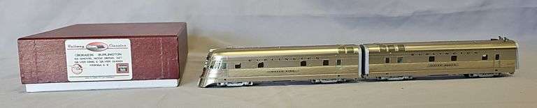 RAILWAY CLASSICS 9906 HO BRASS CB&Q DENVER ZEPHYR EA "SHOVEL NOSE" DIESEL A&B SET image