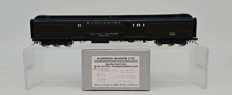 AURORA SHOPS LTD. HO BRASS BURLINGTON 70' BAGGAGE CAR image