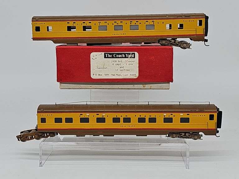 The Coach Yard Streamliner 1938 Articulated  Sleeper Section image