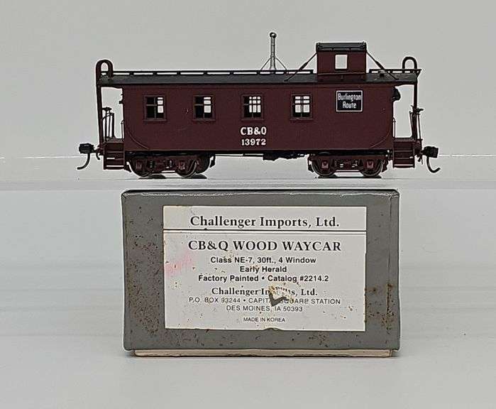 hallenger Imports HO Brass CB&Q 30' Wood Waycar NE-7 (4-Window, Early Herald) — Factory Painted image