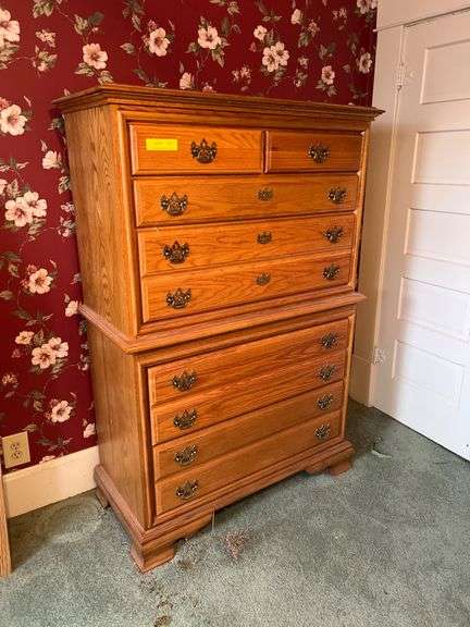 Oak chest on chest image