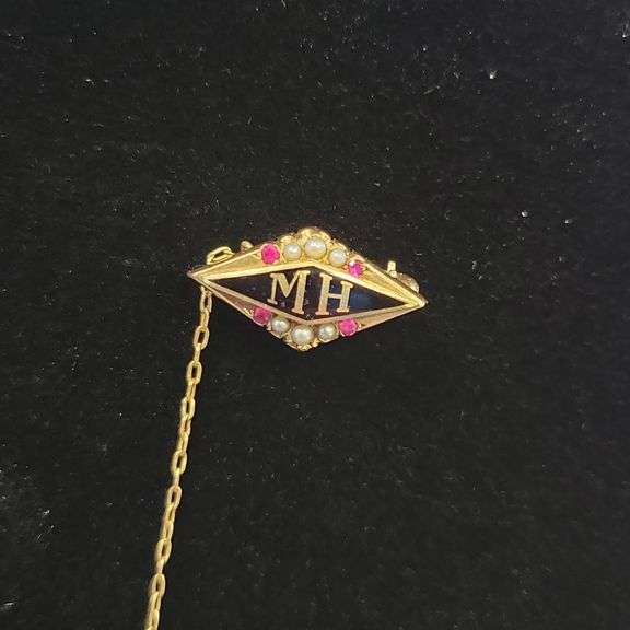 10k yellow gold MH pin 1.4dwt image