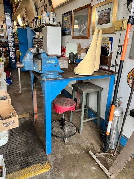 Welding table with Craftsman vise image