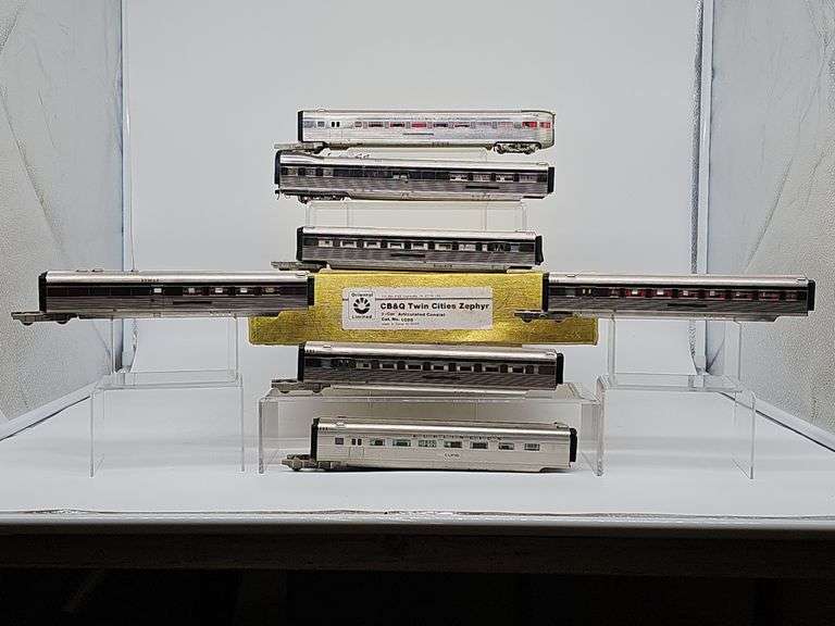 ORIENTAL LIMITED HO BRASS CB&Q TWIN CITIES ZEPHYR 7-CAR PASSENGER SET image