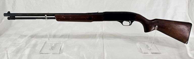 WINCHESTER MODEL 190   22 L,LR  SEMI AUTOMATIC RIFLE   SN# B1038949 image