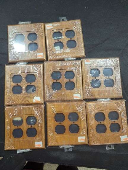Brown Wood 2-gang duplex outlet wall plates(8x, Acorn Design) image