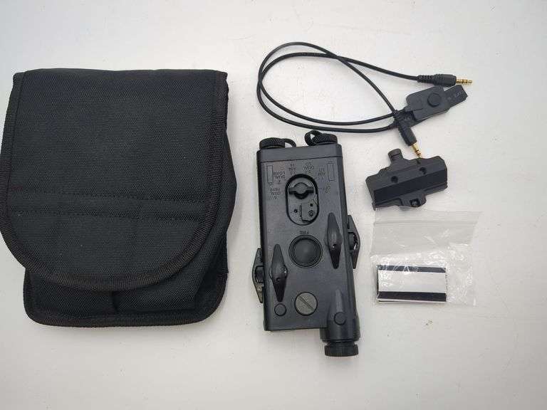 G&P PEQ II Laser Designator + CREE LED Illuminator Light System image