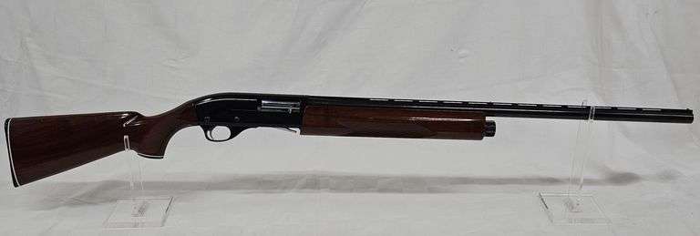 HOWA MOSSBERG  12 GAUGE SEMI AUTOMATIC SHOTGUN  1000 AUTO   SN# FD10430 image