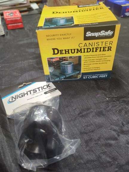 SnapSafe Reusable Canister Dehumidifier, Nightstick Charging Mount(Model 400-CHRG1) image