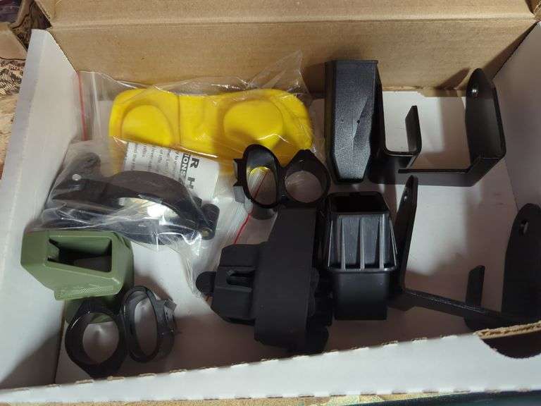 Flat of Magazine/Barrel Accessories and Brackets? image