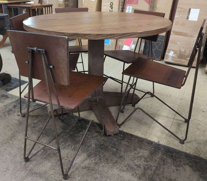 Round Table and Chairs Dining Set image