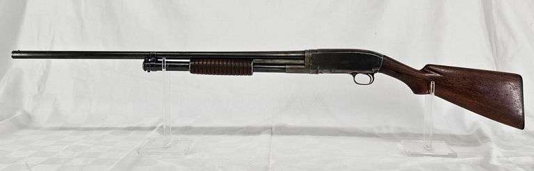WINCHESTER MODEL 12  PUMP SHOTGUN  16 GAUGE  S/N: 327344 image