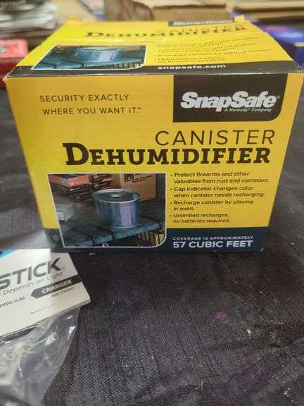 SnapSafe Reusable Canister Dehumidifier, Nightstick Charging Mount(Model 400-CHRG1) image