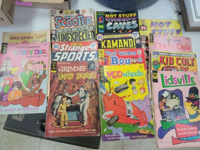 Mixed Lot of Comic Books Featuring Kid Colt, Kamandi, Hot Stuff and more image