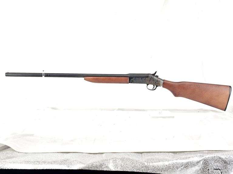 Harrington and Richardson  088  20 GA Shotgun  S/N: BA485121  Original Box & Paper image