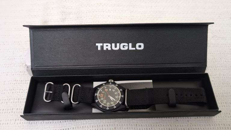 TRUGLO TG32020 Switchback 3-Hand Wristwatch, black case image
