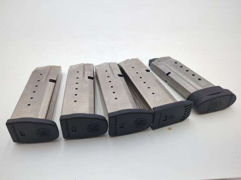 5x 40 S&W Magazines(1x 7rds M&P, 4x 14rds Magazines) image