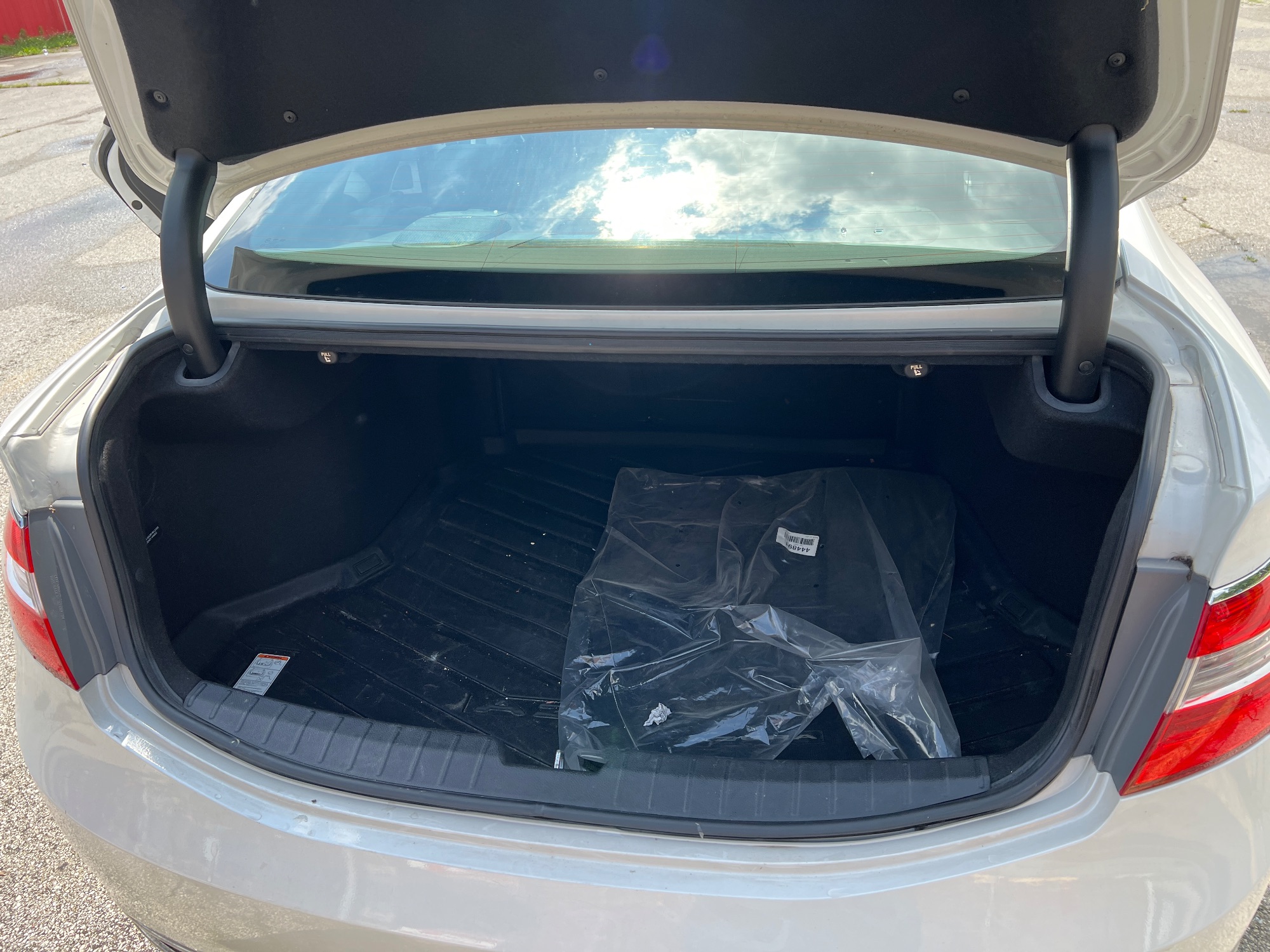 Lot image 12
