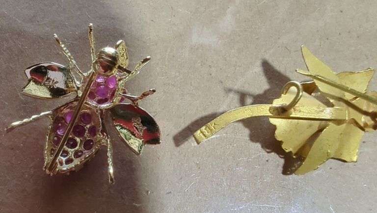 Two Gold Brooches: Bee and Floral Design 14k and 18k