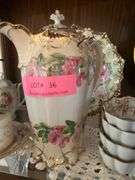 Shelf lot: collection of continental porcelain