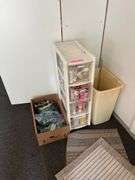Organizer of craft paints